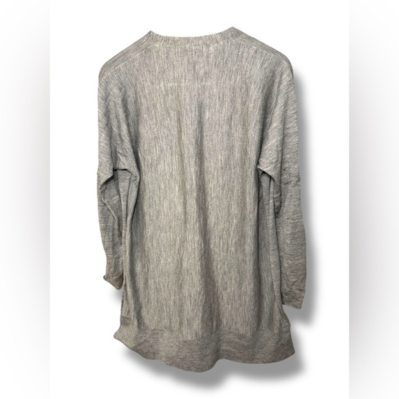 J. Crew 100% Merino Wool Cardigan - Lightweight Sz. M EUC - Picture 2 of 8